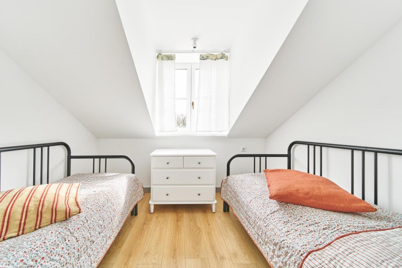 Modern Two-Bedroom Apartment, Vilnius City Centre エクステリア 写真