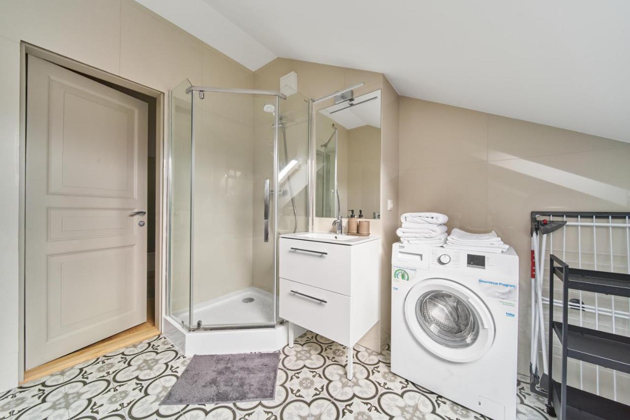 Modern Two-Bedroom Apartment, Vilnius City Centre エクステリア 写真